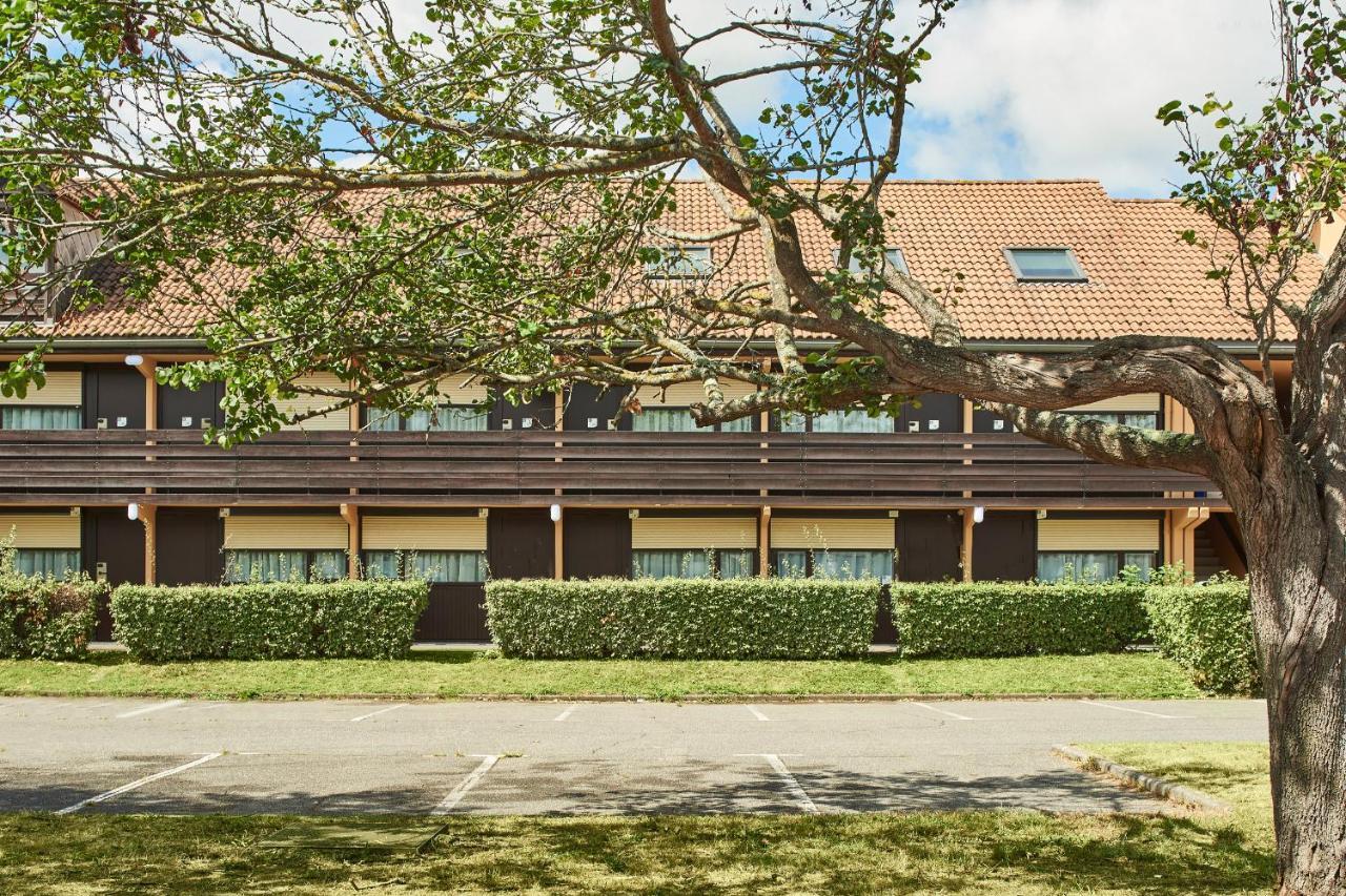 Kyriad Tarbes Bastillac Eksteriør bilde